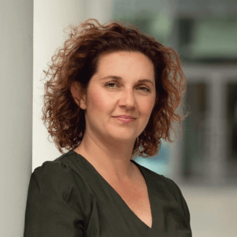 Fischer Mónika az ügyfél útja klub alapítója Fischer Mónika az ügyfél útja klub alapítója