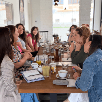 ügyfél útja klub vállalkozónő találkozó